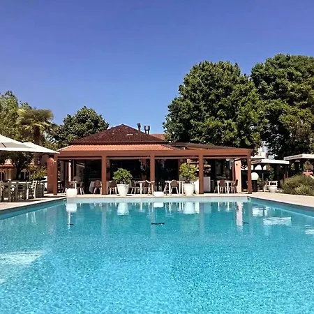 Duna Rossa - Family Friendly Hotel apartamentowy