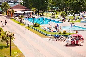 Duna Rossa - Family Friendly Ξενοδοχείο με διαμερίσματα 4*