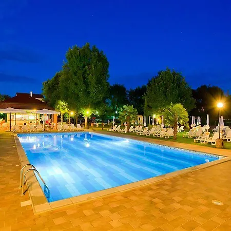 Duna Rossa Lägenhetshotell 4*